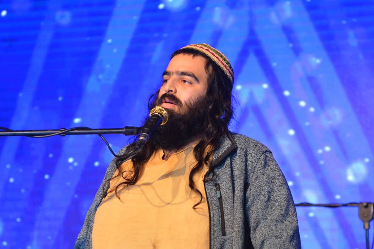 "חשבתי לעזוב, אבל הרבי אומר שעצם הדיבורים מובילים לפיקוח נפש - אז נשארתי"